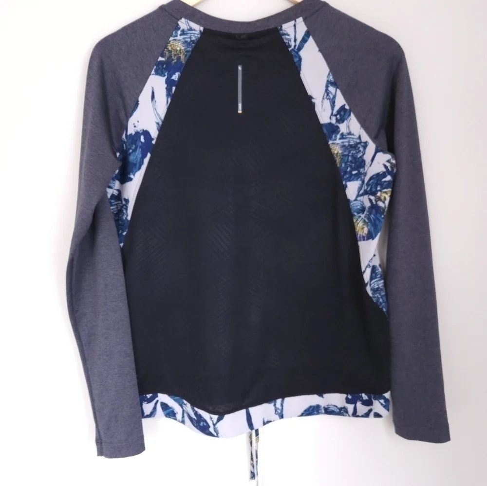 LOLË sweater - Picture 6 of 6